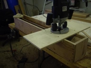 Homemade Router Lathe - HomemadeTools.net