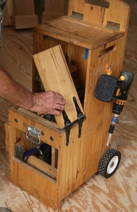 Home Made Tool Boxes : Homemade Step Stool and Toolbox - HomemadeTools.net