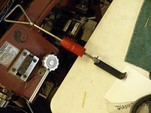 Homemade Threaded Insert Removal Tool - Homemadetools.net