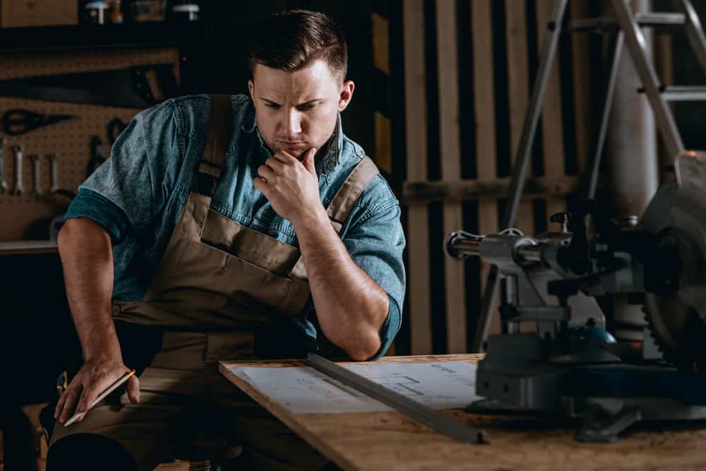 How Much Does A House Weigh? (How to Calculate)