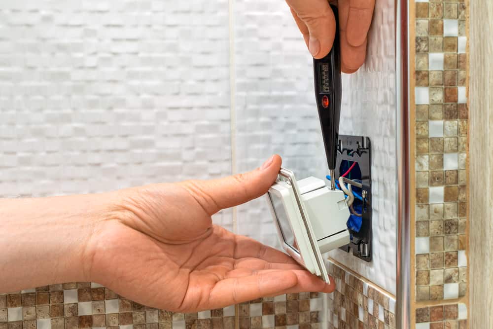 What Happens If Water Heater Is Not Grounded? (6 Consequences)