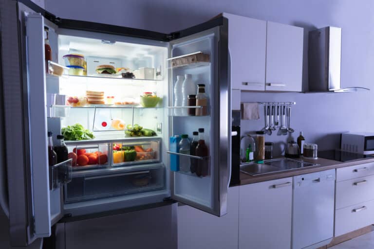 How To Move A Refrigerator Out Of A Tight Space (StepByStep)