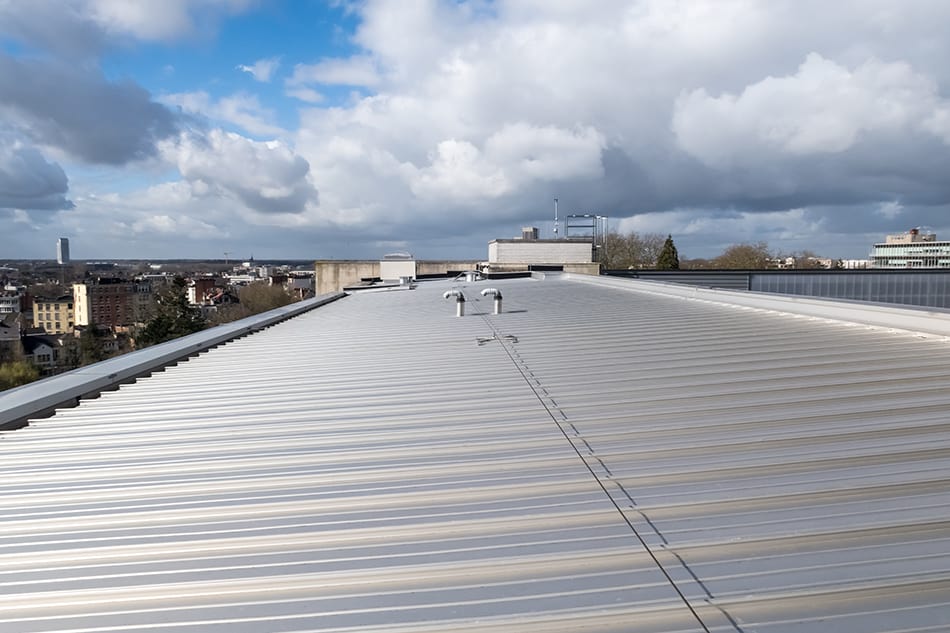 Metal Roofing Types (Materials, Styles, Roofing Installation) Explained