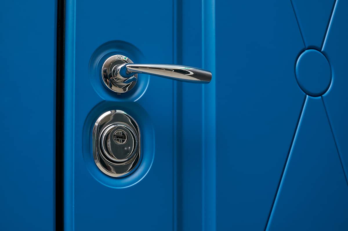 What Colors Go with Chrome? [5 Best Options] Homenish