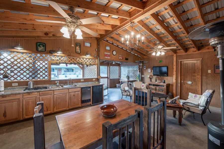 50 x 80 Two Storey Barndominium w/ 2000 Sq. Ft. Garden (28 HQ Pictures