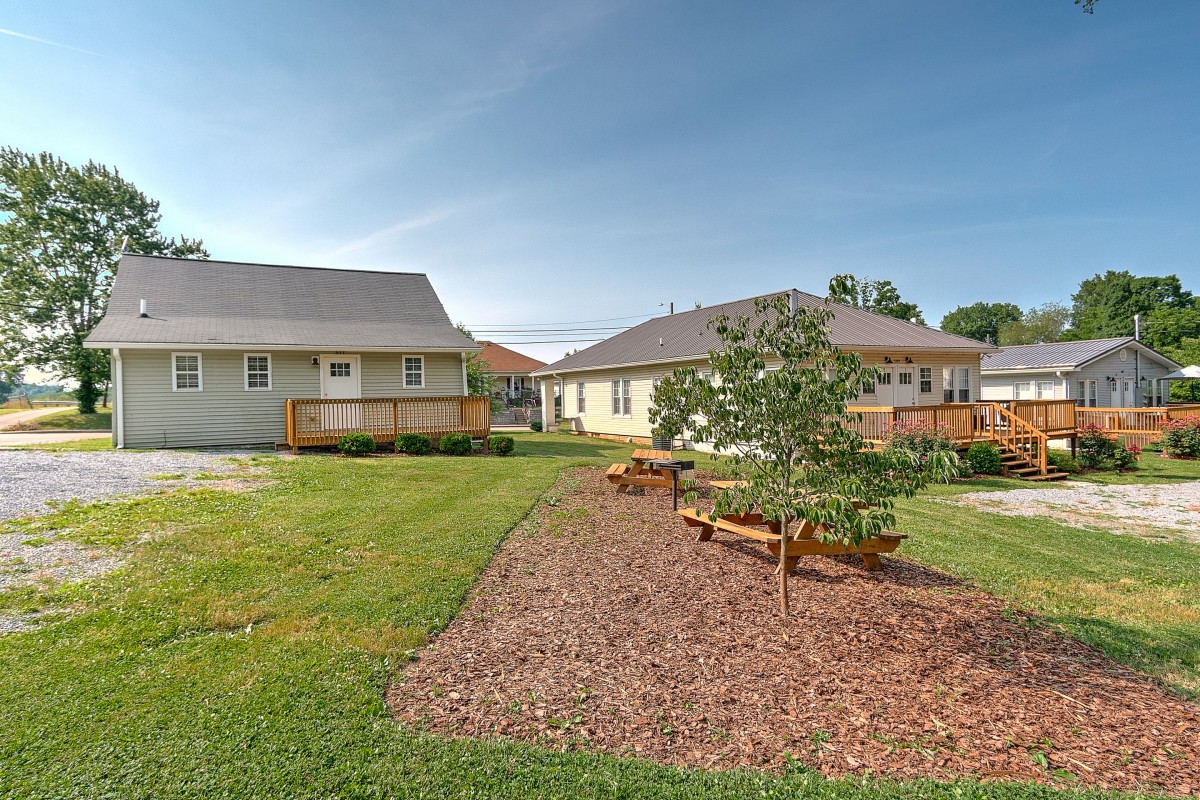 Cottages on Lamont Homestead Properties
