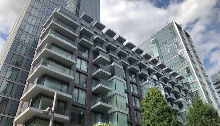 Goodman's Fields, E1 Reviews HomeViews