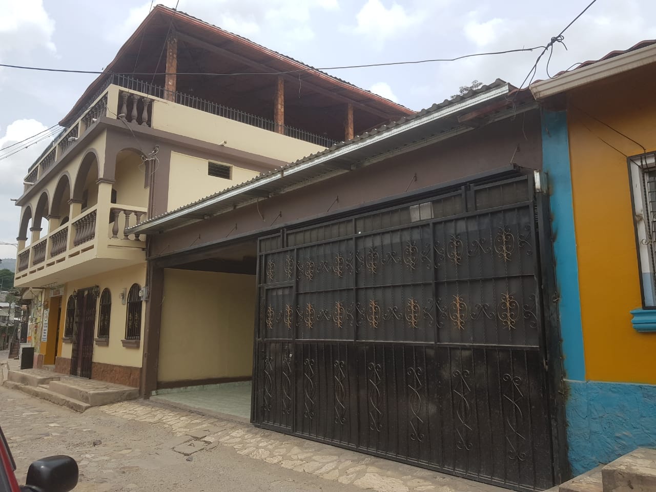 11 Rooms Hotel in the center of Copan • Honduras Real Estate