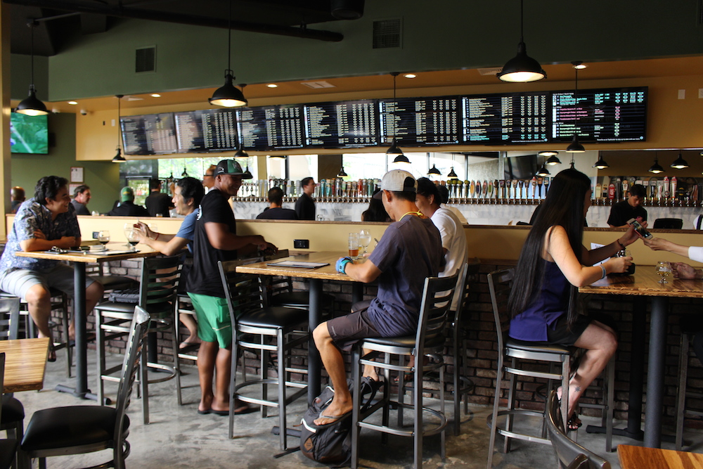 First Look Growler USA Honolulu in Kapahulu