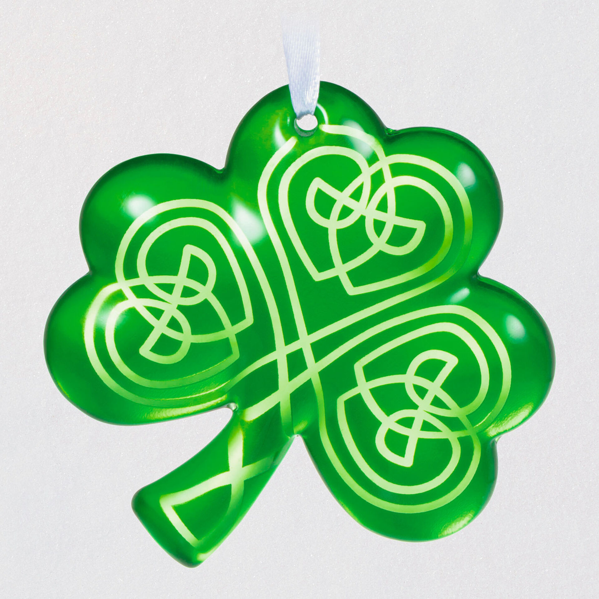2022 Luck o' the Irish Hallmark Keepsake Ornament Hooked on Hallmark