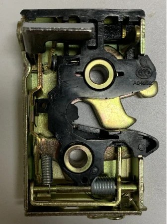 Hooke Road Latch Mechanism for Swing Out Arms – Hooke Road 4x4