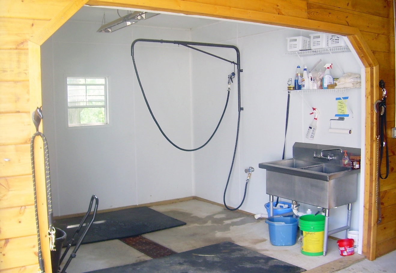 Tips to Find the Best Barn or Kennel Site Building Site Tips