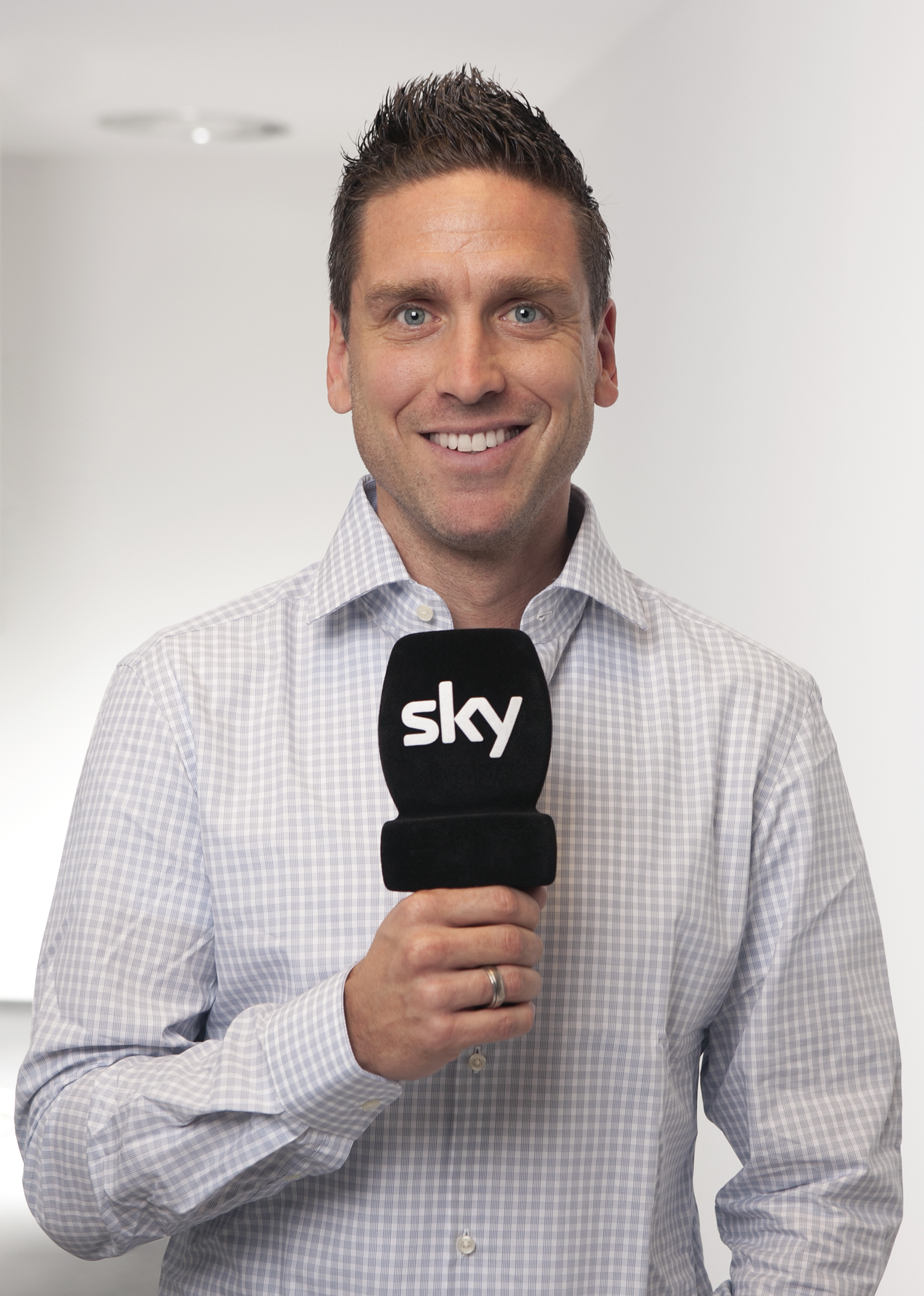 Sportnachrichten rund um die uhr. Sky Sport News HD begrüßt neue Moderatoren