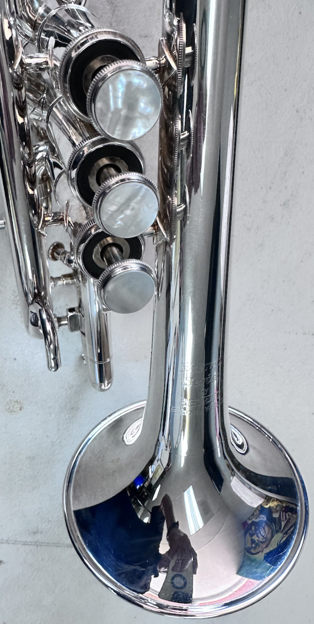 Getzen Eterna 800 S/n G6 1066 Like New