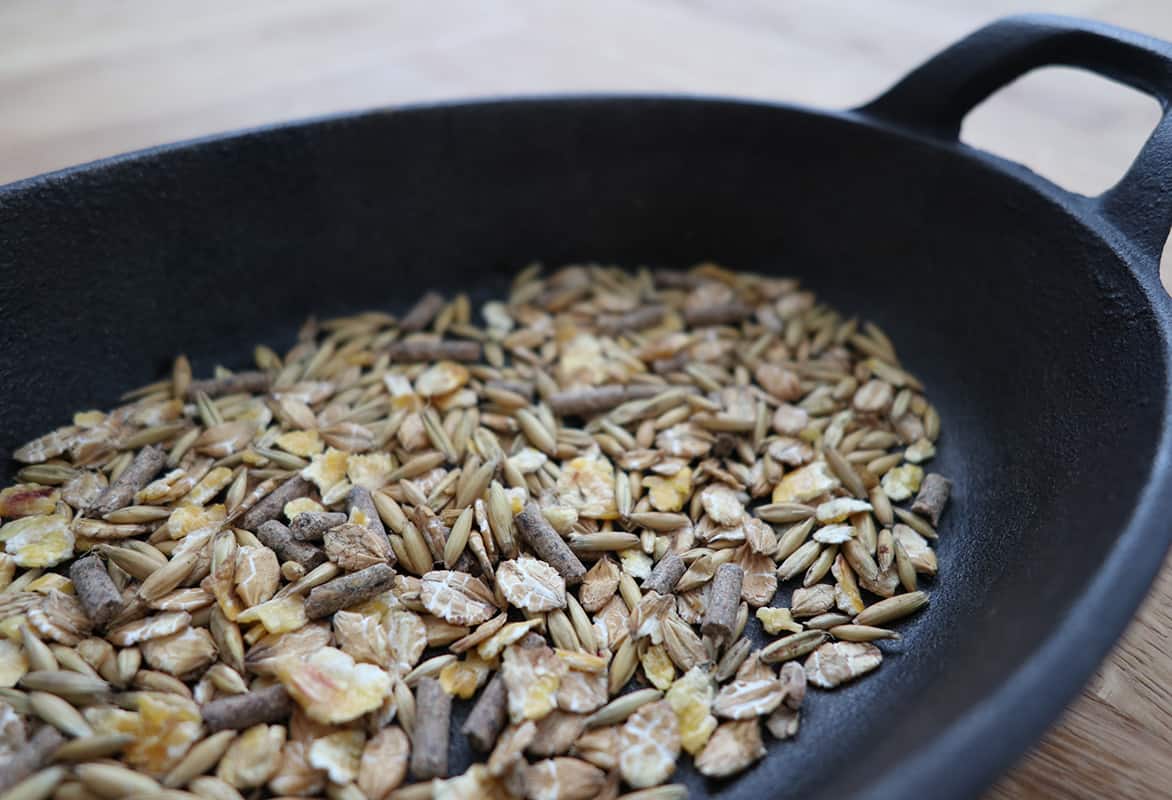 Common Types Of Feed What You Should Feed Your Horse & How Much