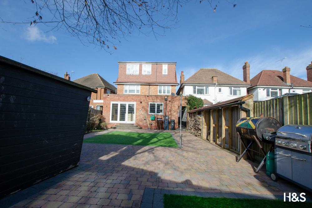 Shakespeare Drive, Shirley Horton & Senate