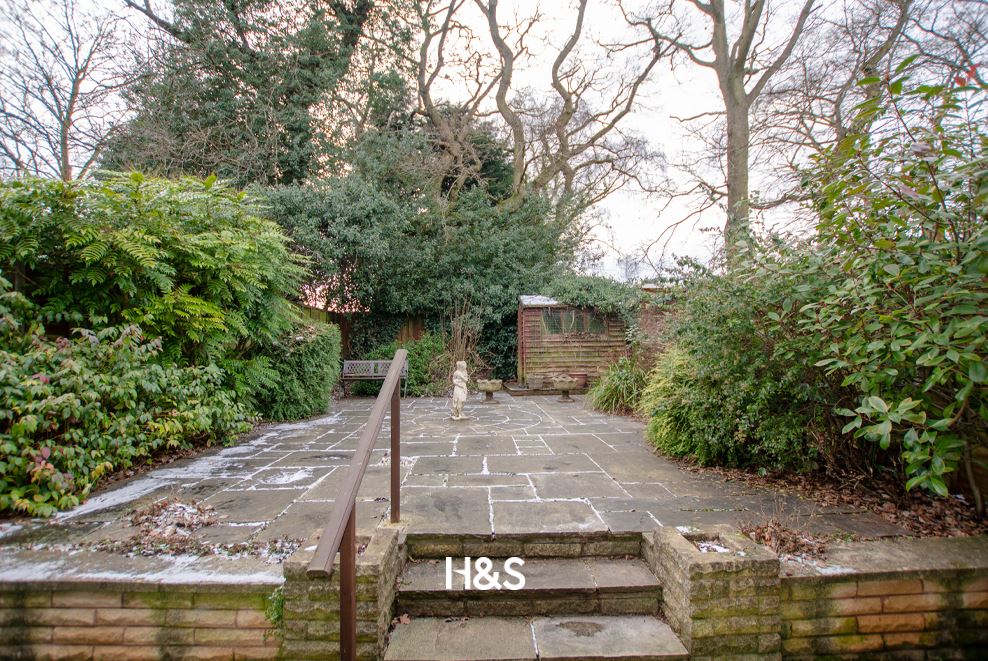 Ashwell Drive, Shirley Horton & Senate