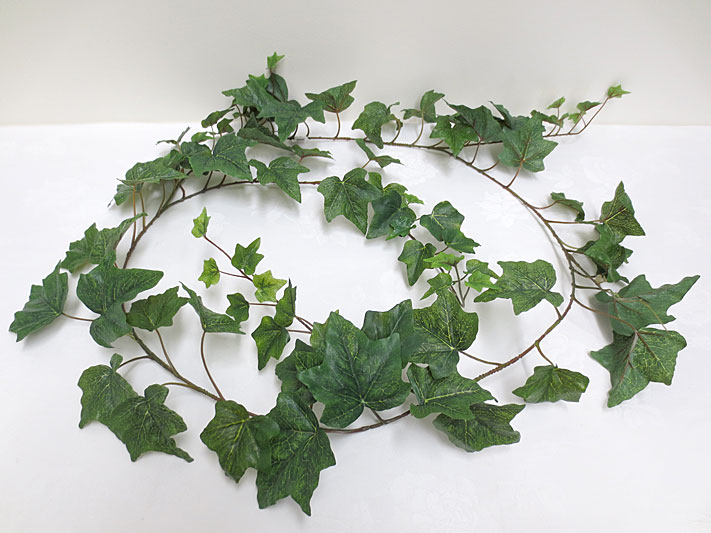 6′ ‘Soft Touch’ English Ivy Garland (Green) Hostwin