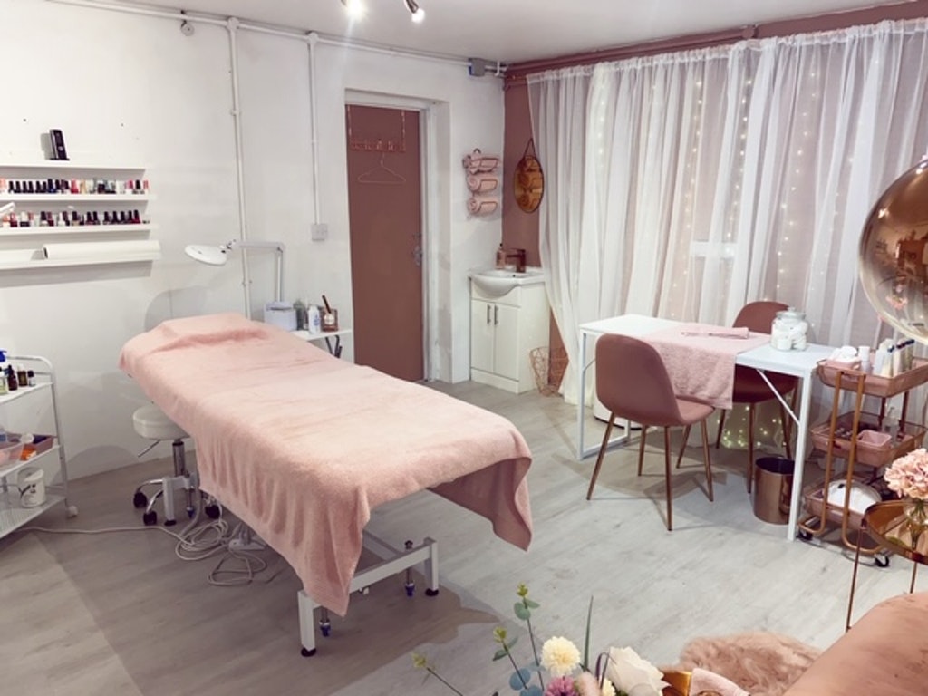Beauty Room to Rent 7 of our Favourite Salon Spots HotPatch