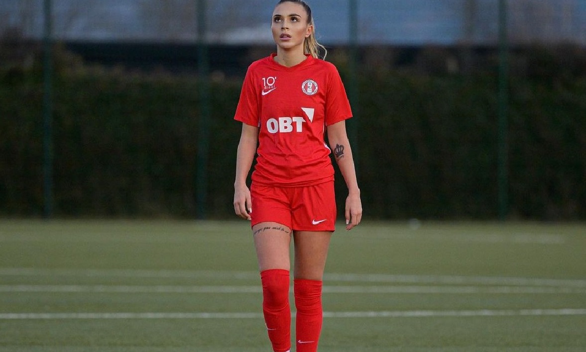 Eleni Rittman Hot Soccer Girls