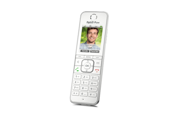AVM zeigt auf der IFA neuen WLANRepeater, ein neues DECTTelefon und