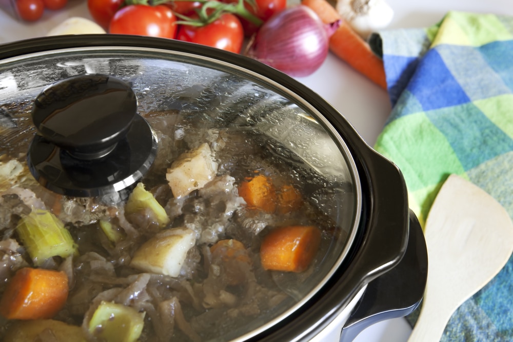 How Does a Slow Cooker Work The Secret to HandsFree, Scrumptious
