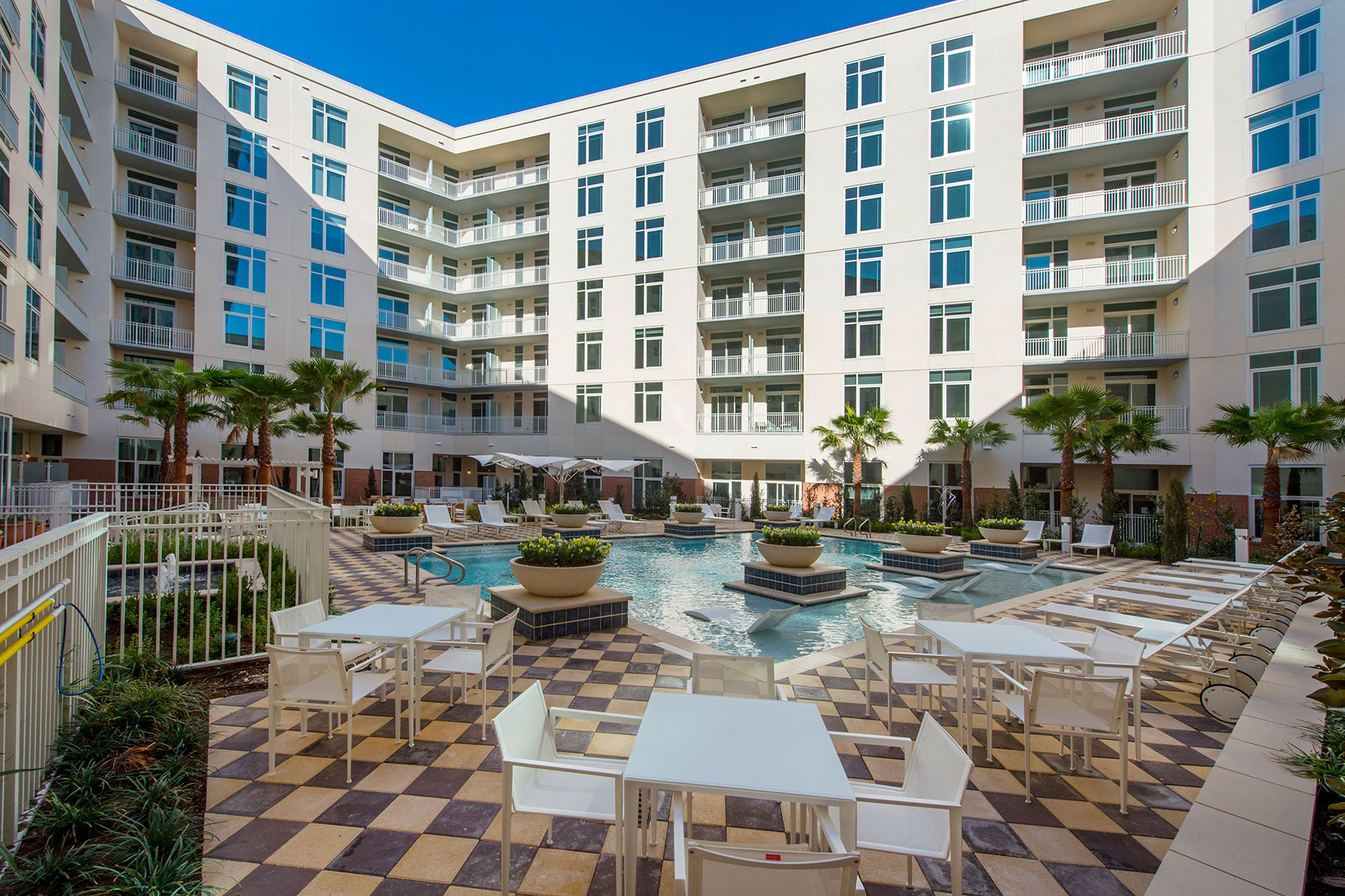 PoolOneHermannPlace Houston Apartment Hunter