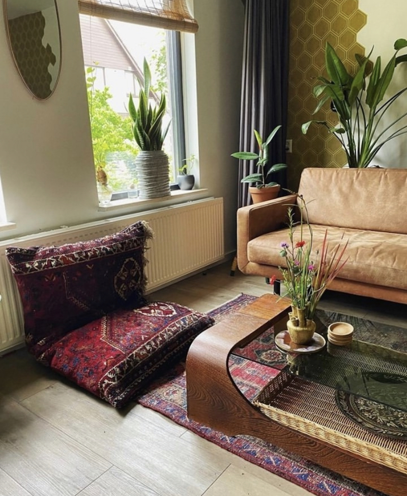 33+ Floor Seating Ideas That Help You Relax and Have Fun in 2024