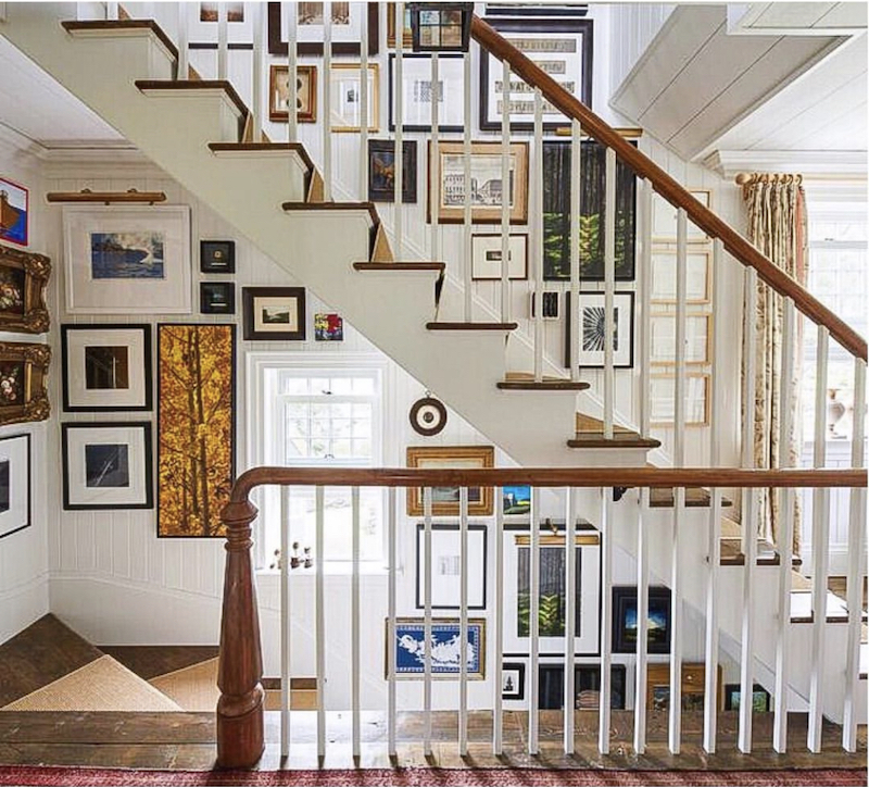 43+ Staircase Gallery Wall Ideas That Are Picture Perfect in 2024