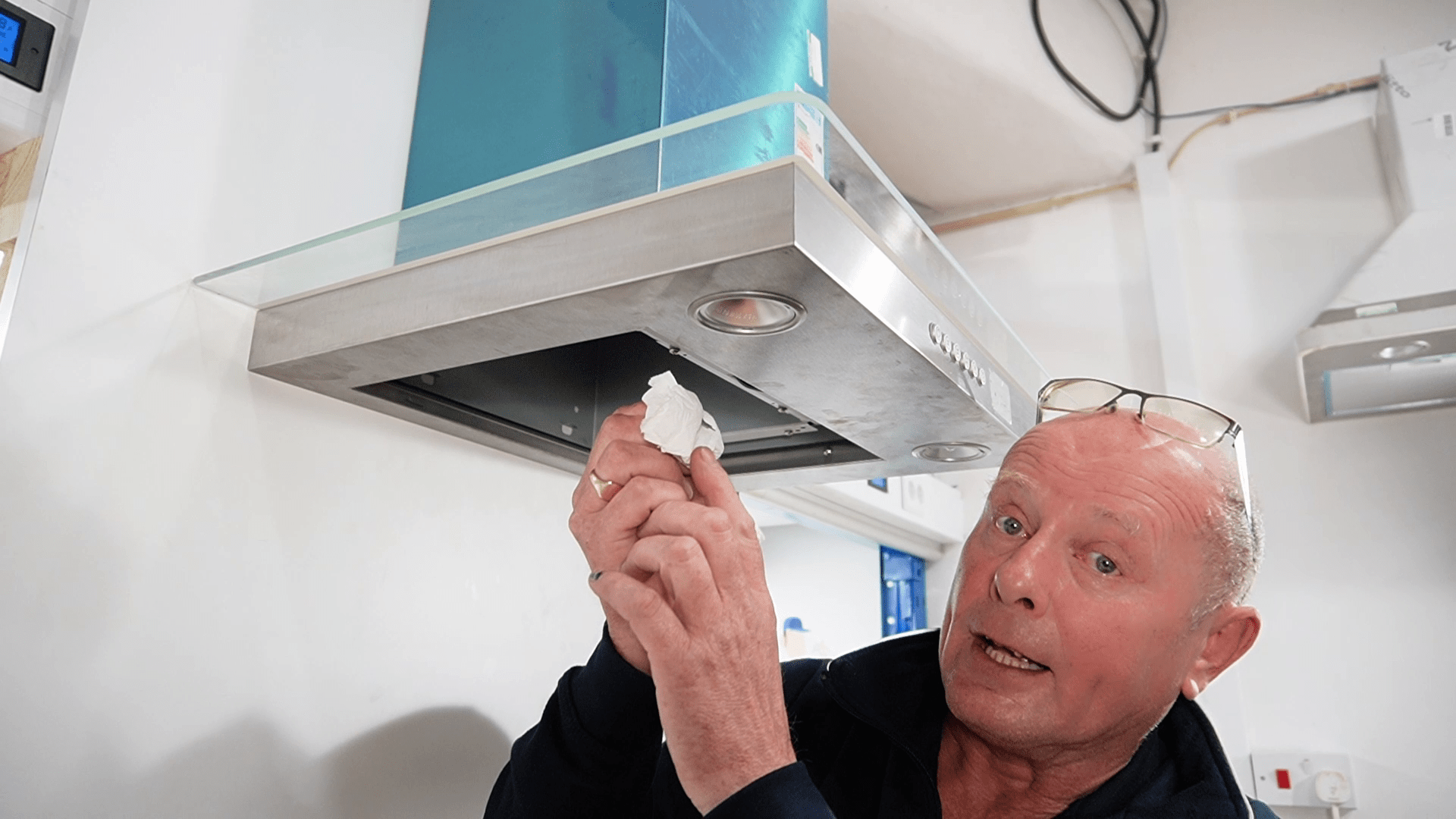 Hotpoint, Indesit, Ariston, Whirlpool Cooker Hood extractor fault