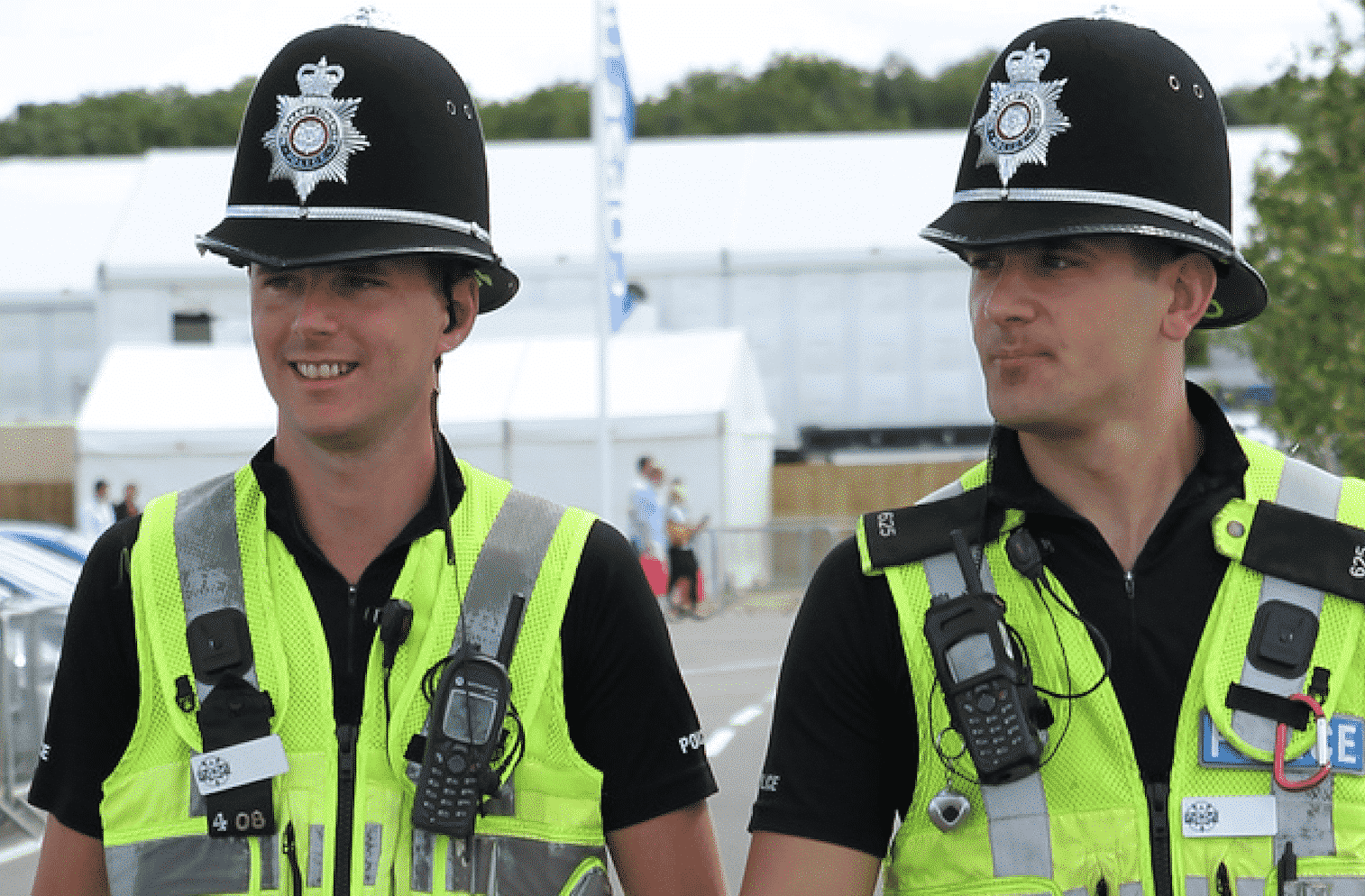What is the best degree for becoming a police officer? Police Course | 1 Day Insider Recruitment Course | How2Become