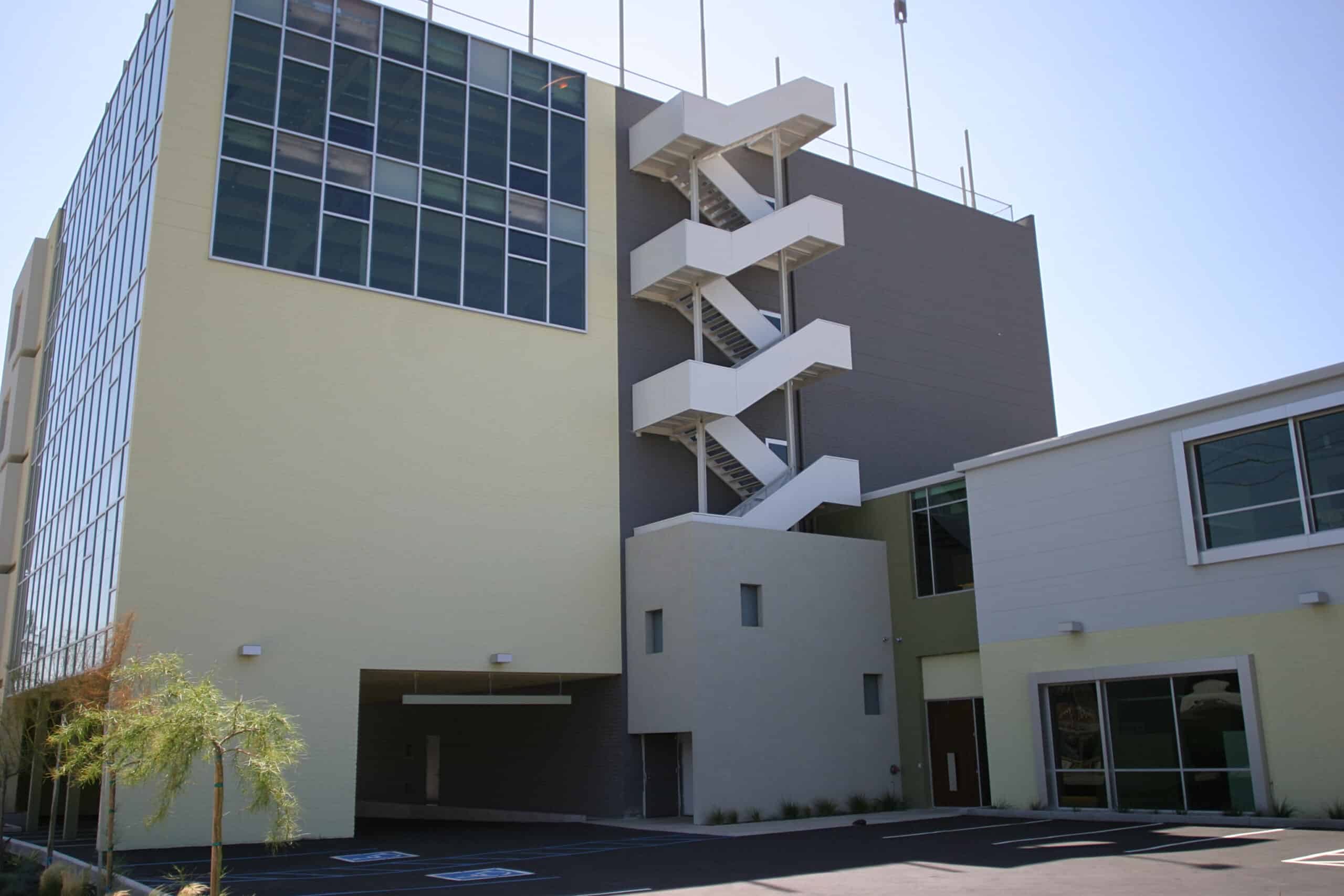 Bixby Knolls Metro Center Howard CDM