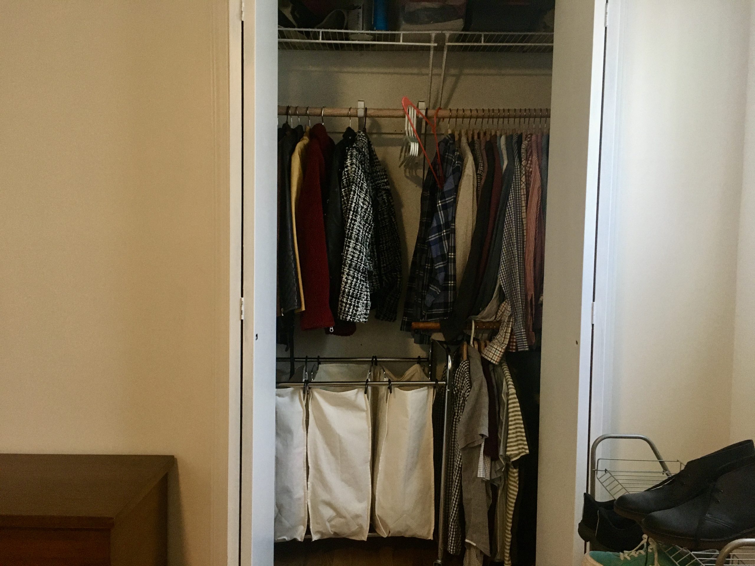 Deep Narrow Coat Closet Dandk Organizer