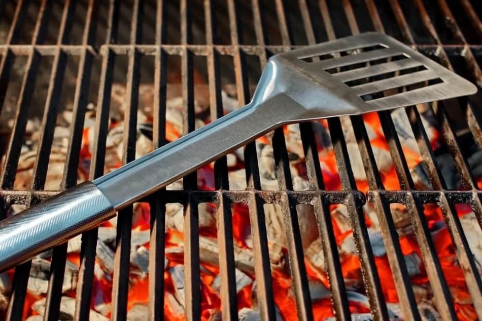 How I Clean my Weber Grill - How To Clean It