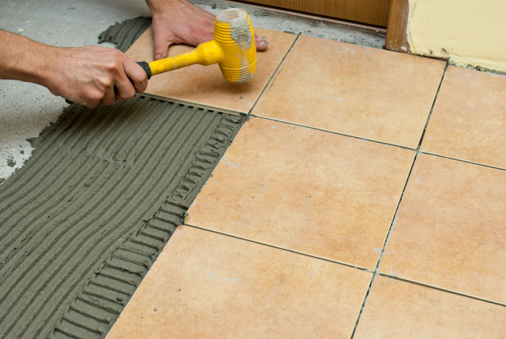 How to spread tile adhesive HowToSpecialist How to Build, Step by