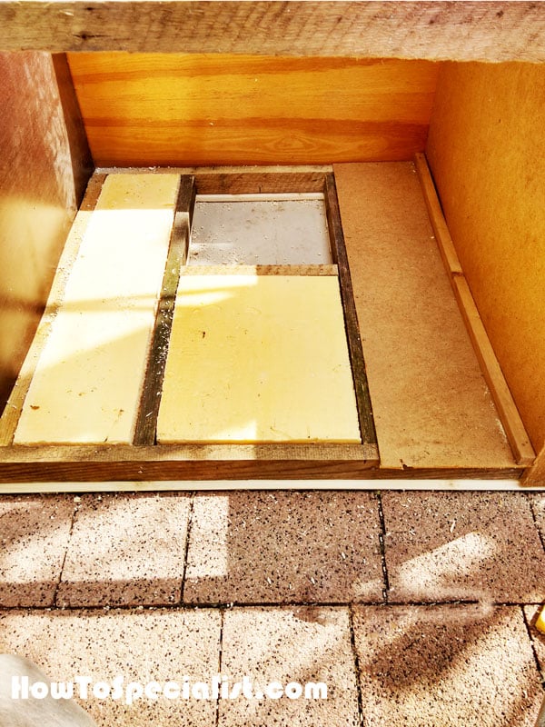 How to build an insulated chicken coop HowToSpecialist How to Build