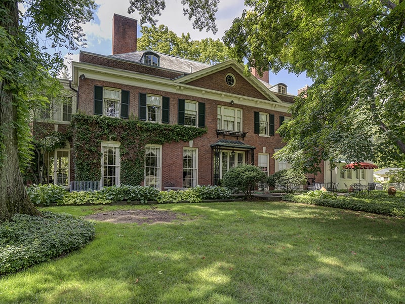 Hartford, CT Hoye Home Team Berkshire Hathaway Agents