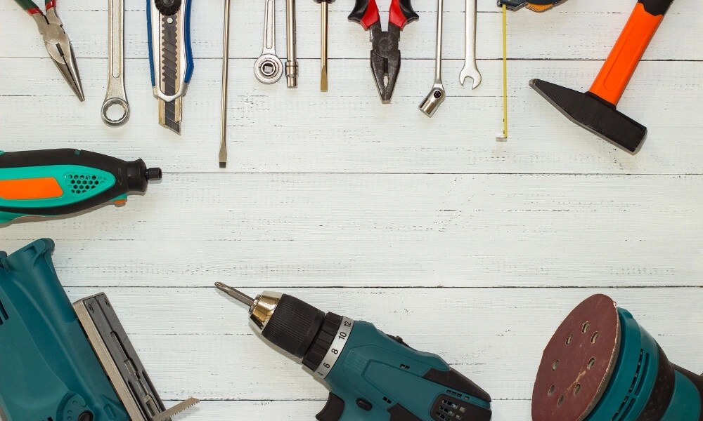 10 Types Of PPE For Power Tools and Hand Tools Use