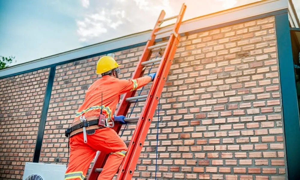 12 Effective Tips On How to Tie Off a Ladder for Safety