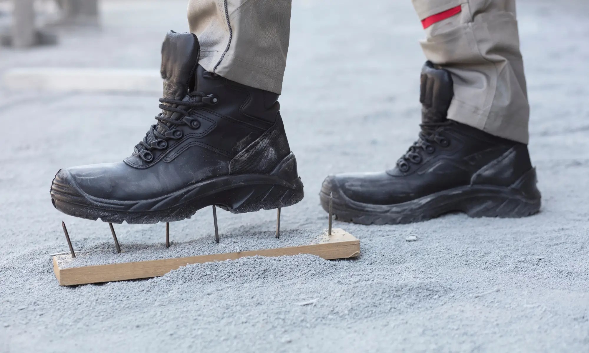 What Are Safety Toe Shoes? Quick Facts for Beginners