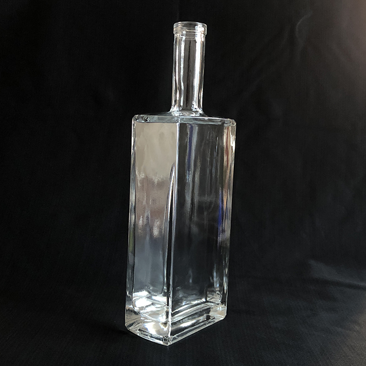 700ml Clear Custom Liquor Bottles