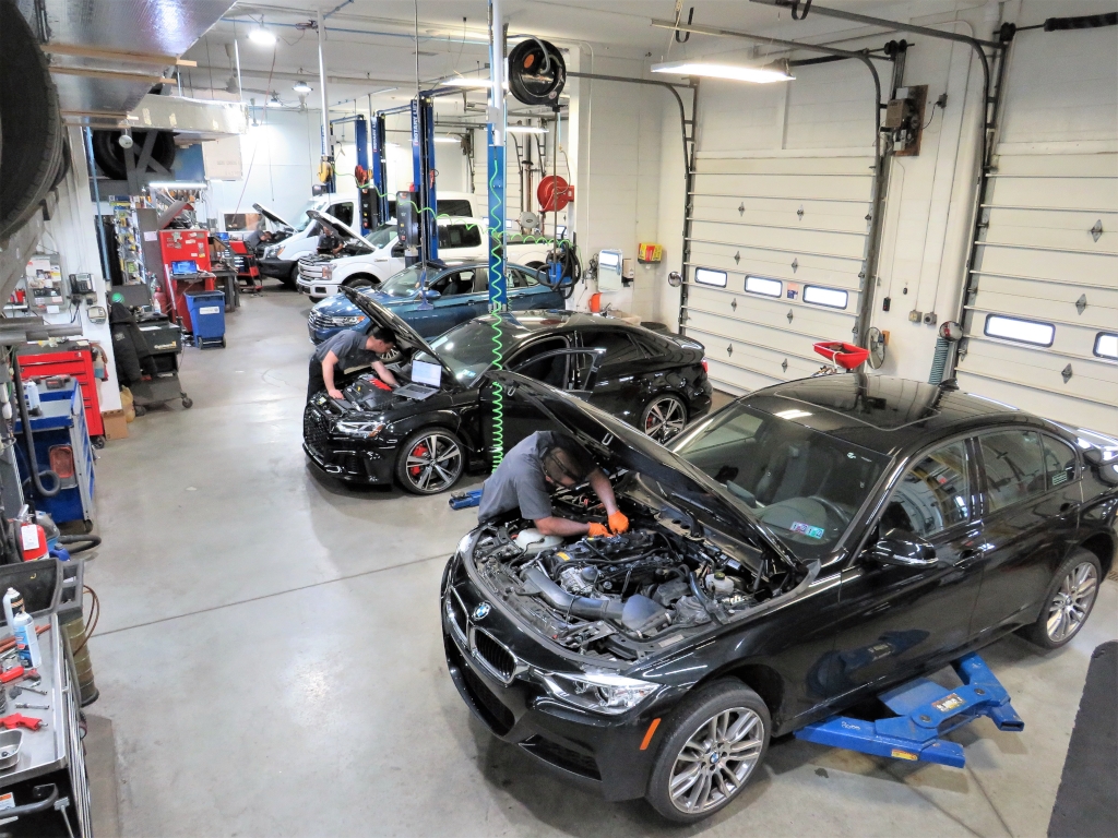 Huber's Auto Group Service