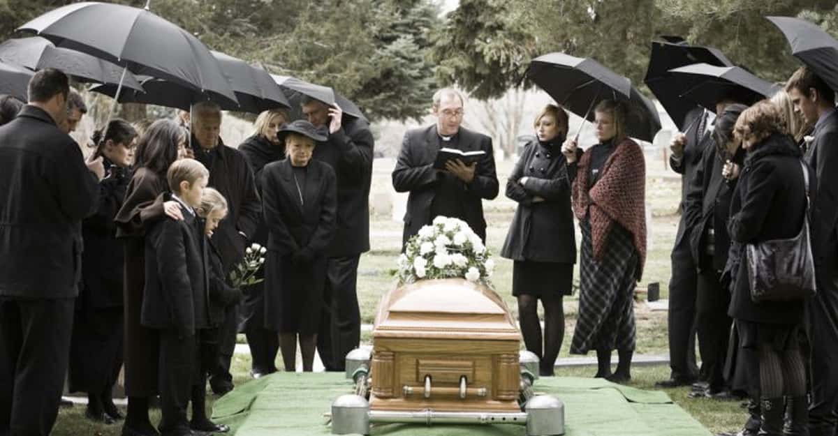 Over My Dead Body These Outrageous Funerals Prove Drama Never Dies