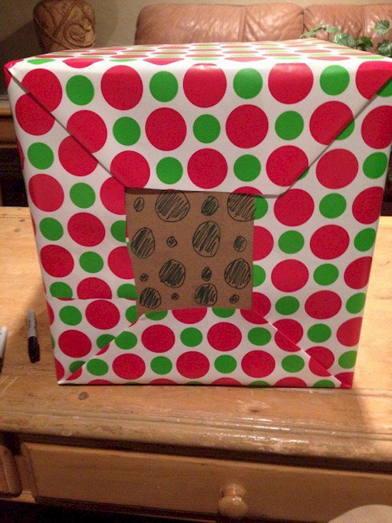 Crappy Christmas Gifts 15 Times People Did a Crappy Job At Wrapping Christmas Gifts
