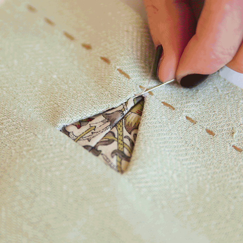 Learn to Make Different Types of Sewing Buttonholes