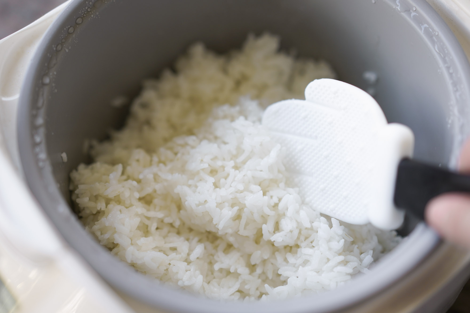 How To Cook Rice in a Rice Cooker Hungry Huy