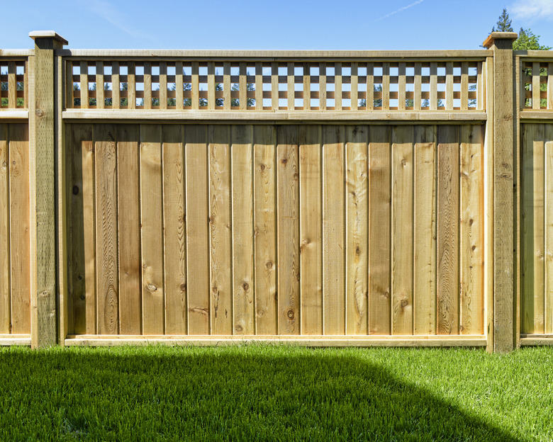 How to Prevent Warping and Splitting of Fence Boards Hunker