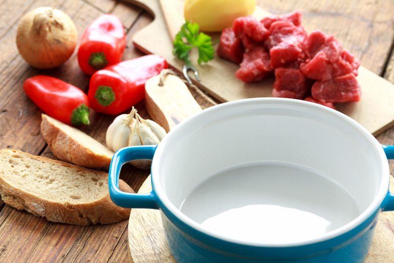 How to Get a Smell out of a CrockPot Hunker