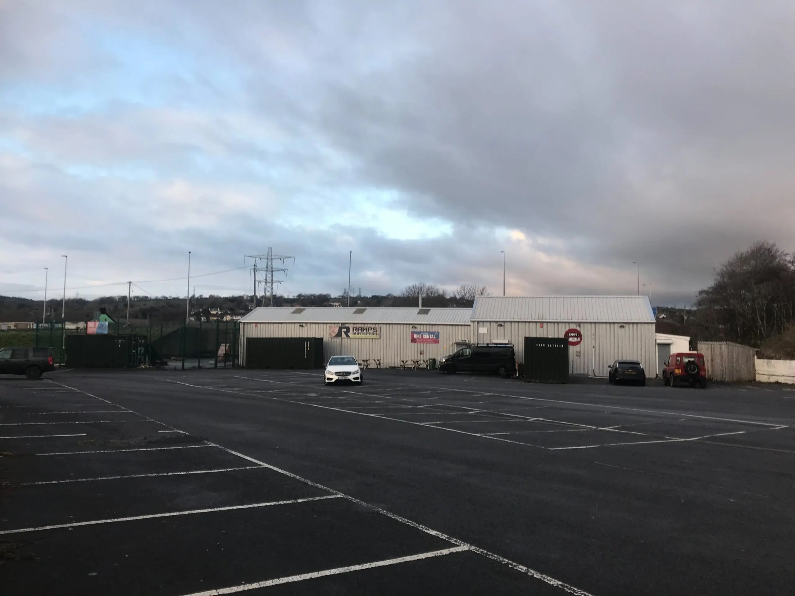 Unit 2 Sandy Bridge Trade Park, Sandy Road , Llanelli SA15 4SG Hunt