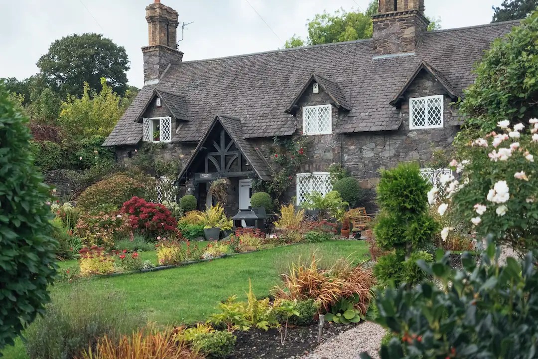 Huntleys Estate Agents in Woodhouse Eaves